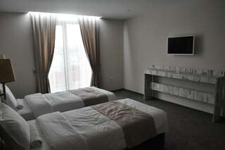 Отель Del Ponte Свиленград Двухместный номер с 1 кроватью или 2 отдельными кроватями-7